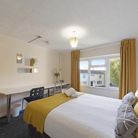 K Suites - Deerswood Avenue Хатфилд Экстерьер фото